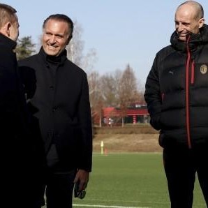 世俱杯下注-跟队记者：卡尔迪纳莱在米兰内洛和全队都进行了会面