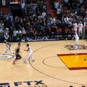 世俱杯投注平台-奥尼尔补篮绝杀！KD伤退篮网仍克热火 近20战18胜