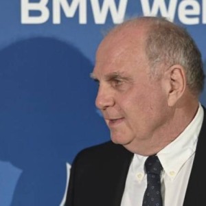 世俱杯投注平台-赫内斯：拜仁德甲冠军稳了，孔帕尼让黑夜变白天